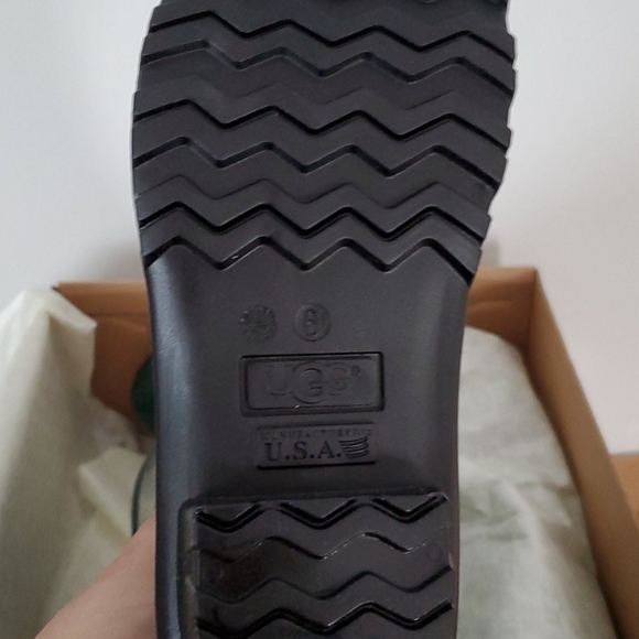 Ugg Rain Boots - Picture 3 of 7